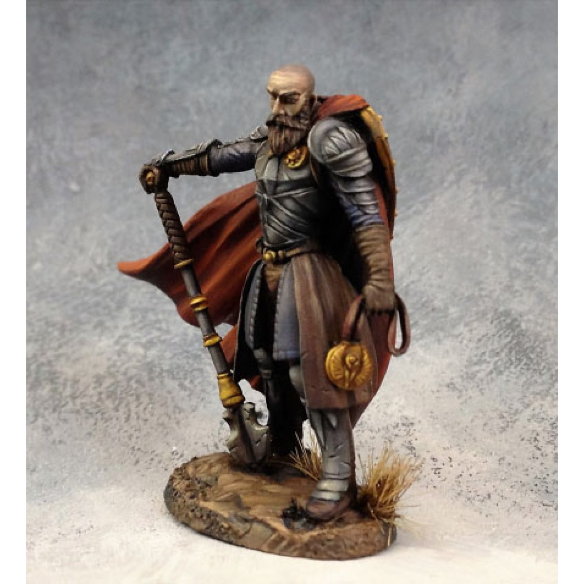 Dark Sword Miniatures Visions In Fantasy Male Cleric W Mace